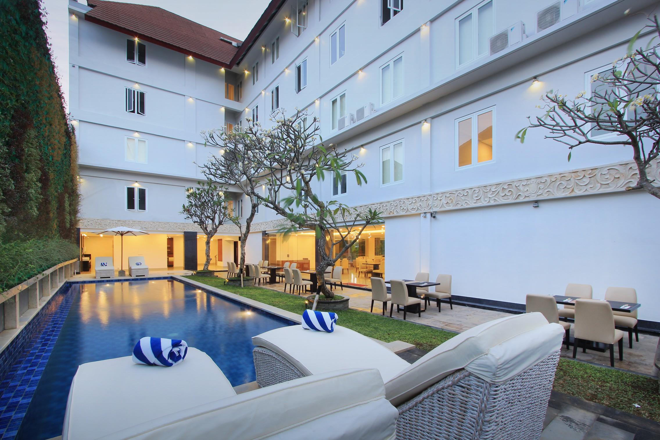 Mars City Hotel Denpasar  Exterior photo