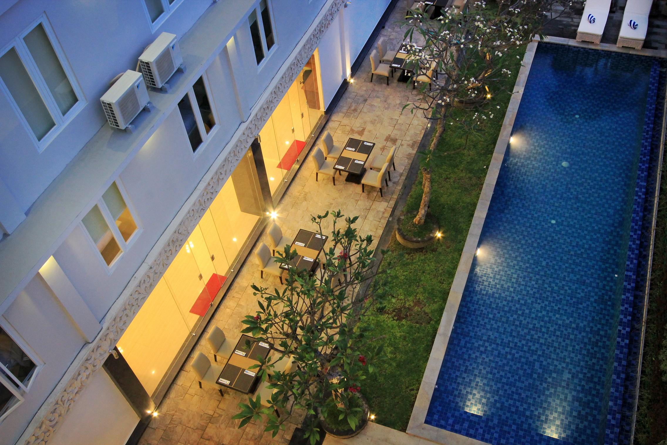 Mars City Hotel Denpasar  Exterior photo