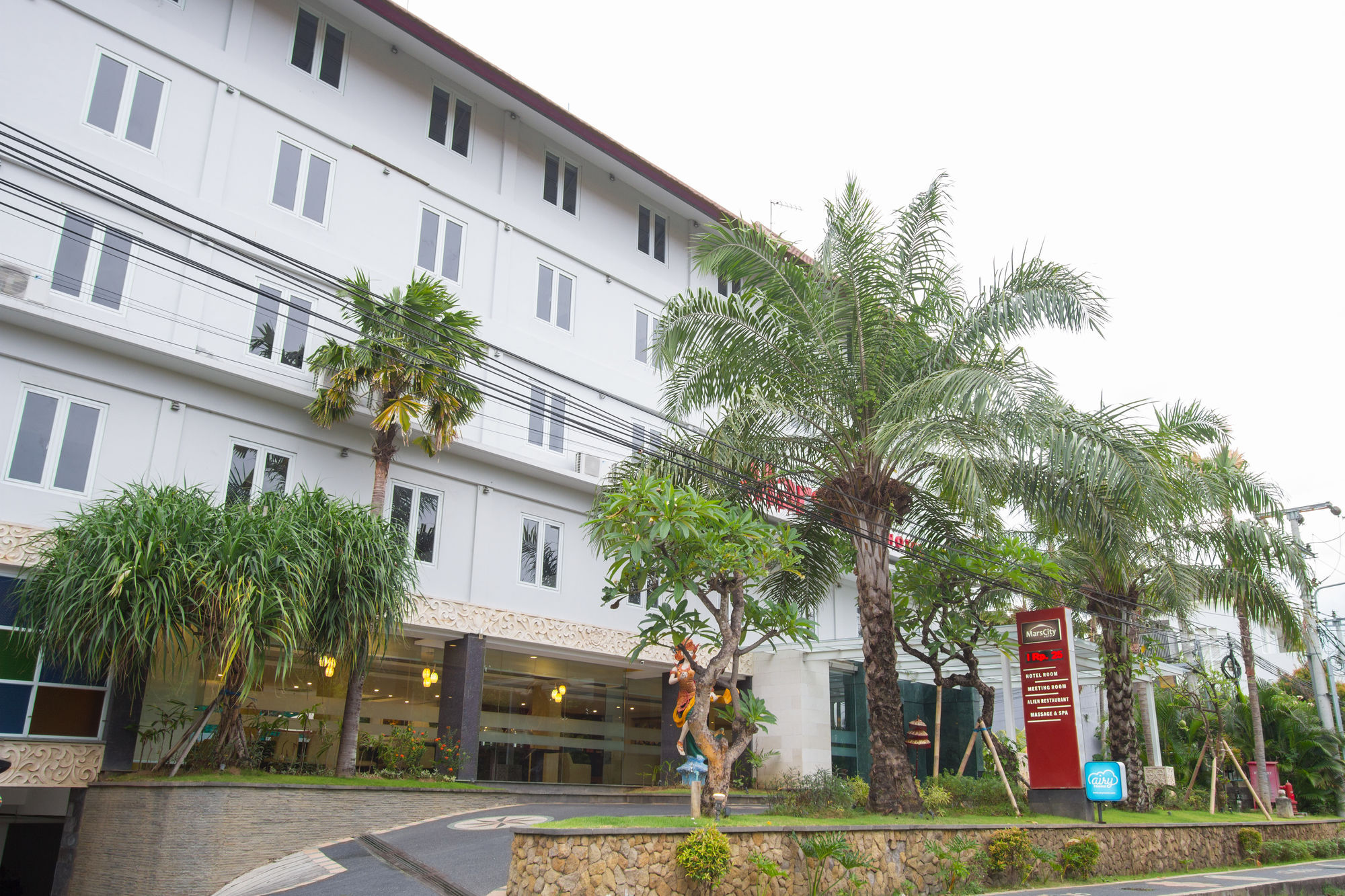 Mars City Hotel Denpasar  Exterior photo